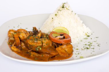 Perulu gıda: Öğle Yemeği Picante de Mariscos pirinç