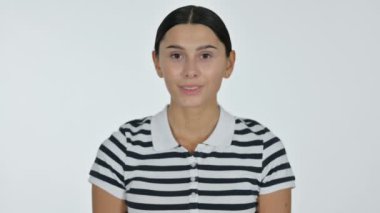 Tamam İmza: Genç Latin Kadın, Beyaz Arkaplan