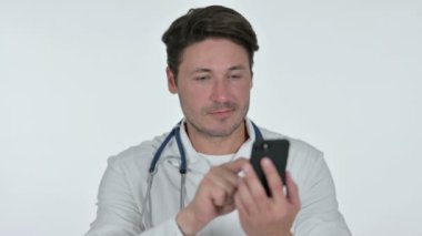 Akıllı telefon kullanımı: Erkek Doktor, Beyaz Arkaplan