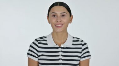 Genç Latin Kadın Kalp İşareti El, Beyaz Arkaplan 