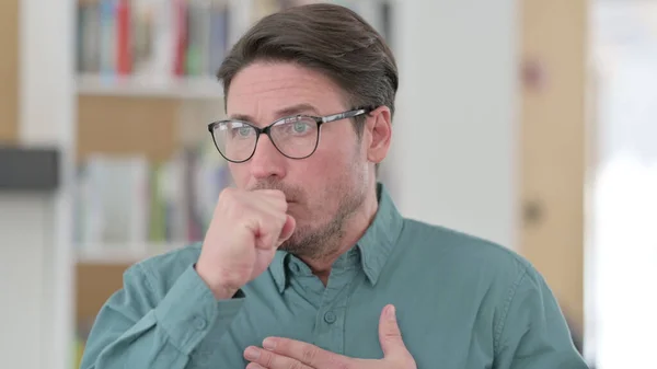 Sick Middle Aged Man Coughing, ill — Stock Photo, Image