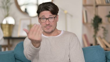 Eve Davet Edilen Orta Çağ Erkeğinin Portresi