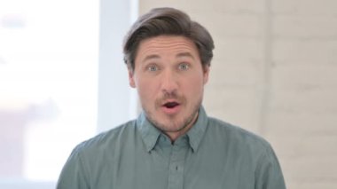 Başarılı Orta Çağ Adamı Portresi Kutlama 