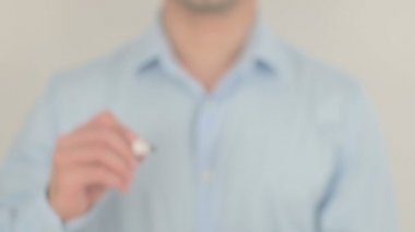 Asya ve İnsan Şeffaf Ekranda Yazıyor
