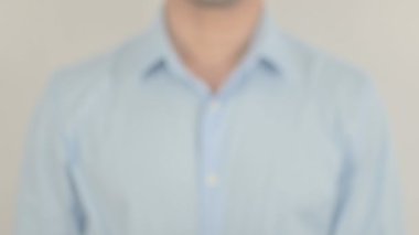 Eğitim Portali, Şeffaf Ekranda Yazan Adam