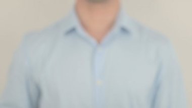 Etkin Ol, Saydam Ekranda Yazan Adam