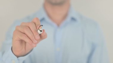 Yaratıcı Çalışmalar, Şeffaf Ekranda Yazan Adam