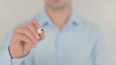 Perakende, Saydam Ekranda Yazan Adam