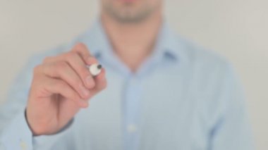 Daha Fazla Öğren, Saydam Ekranda Yazan Adam