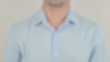 Melez, Saydam Ekranda Yazan Adam