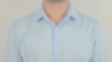 Hava Durumu, Şeffaf Ekranda Yazan Adam