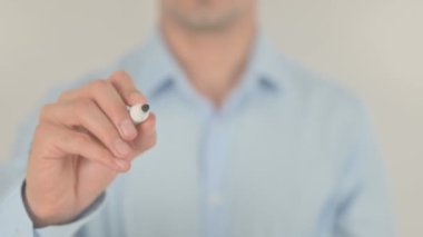 Güvenli Veri Takası, Şeffaf Ekranda Yazan Adam