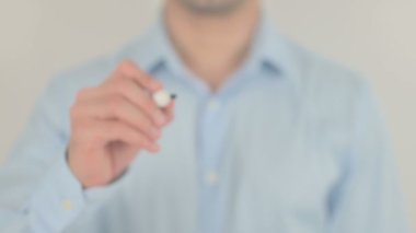 Taze Fikirler, Şeffaf Ekranda Yazan Adam