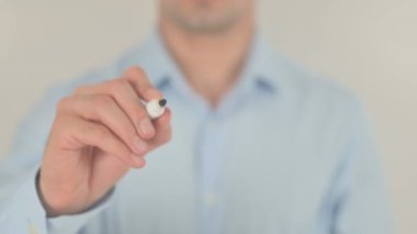 Güvenlik Politikası, Şeffaf Ekranda Yazan Adam