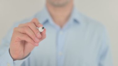 Hatalar Olan, Saydam Ekranda Yazan Adam