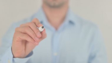 Fikir önemlidir, Saydam Ekranda Yazan Adam