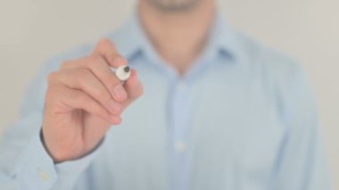 Başarı Odaklan, Saydam Ekran Üzerine Yazan Adam