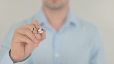 Yolculuğa Başlayalım, Saydam Ekranda Yazan Adam