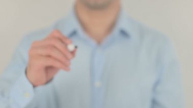 Vergi Artırma, Saydam Ekranda Yazan Adam