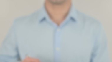 Üçüncü Parti, Saydam Ekranda Yazan Adam