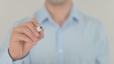 Başarılı Yaratıcı Fikir, Şeffaf Ekranda Yazan Adam