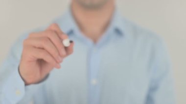 Vergi Faturası, Şeffaf Ekranda Yazan Adam