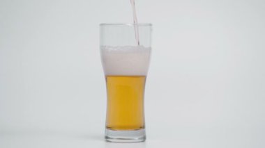 Yavaş Bardaktaki Bira Hareketi, 1000 Fps