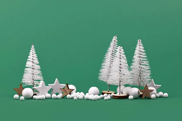 Arreglo Navidad Con Árboles Navidad Blancos Miniatura Adornos Estrellas Madera —  Fotos de Stock