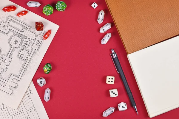 Bordsroll Spelar Platt Låg Med Rpg Spel Tärningar Handritad Fängelsehåla — Stockfoto