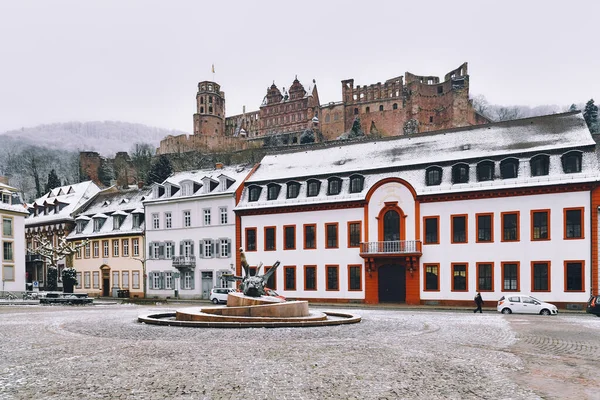 Heidelberg Alemanha Fevereiro 2020 Praça Cidade Chamada Karlsplatz Com Neve — Fotografia de Stock