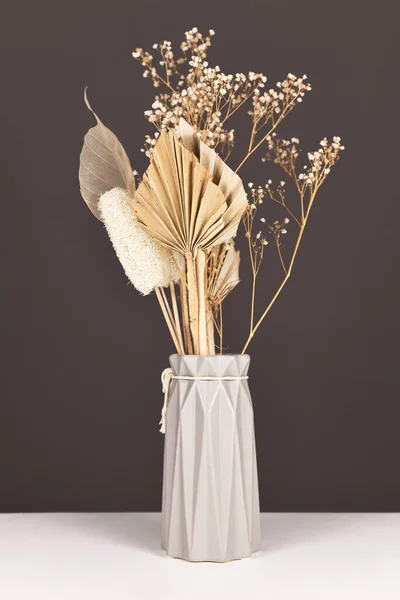 Natural Bouquet Wit Gray Vase Dried Flowers Leaves Palm Leaf — Stock Photo, Image