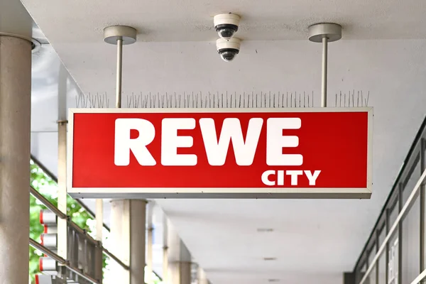 Karlsruhe Germany August 2021 Shop Sign Supermarket Called Rewe City — Stock Photo, Image