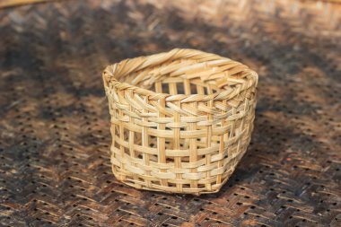 küçük bambu sepet