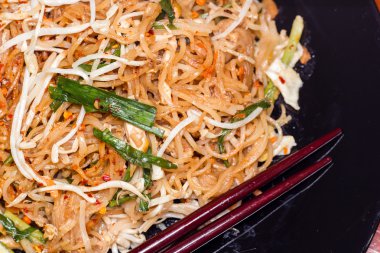 Tayland yemeği Pad Thai