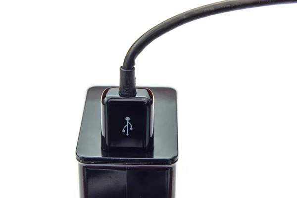 Usb 数据线与充电器 — 图库照片