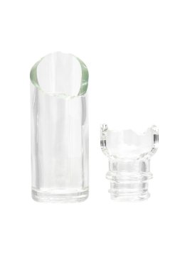 Kırık şişe cam beyaz arka plan üzerinde