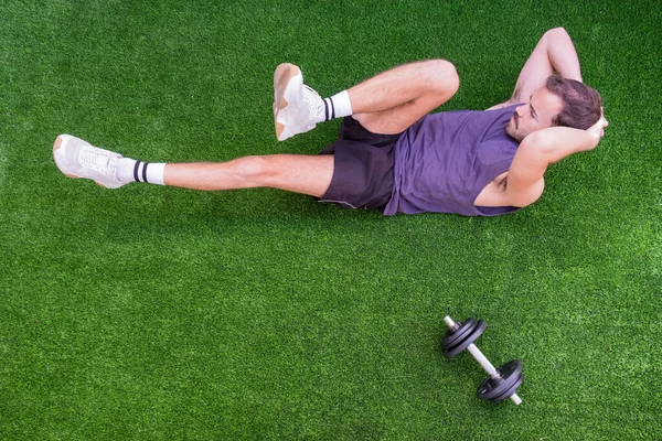 Esportista Bonito Durante Seus Flexões Treinamento Livre — Fotografia de Stock