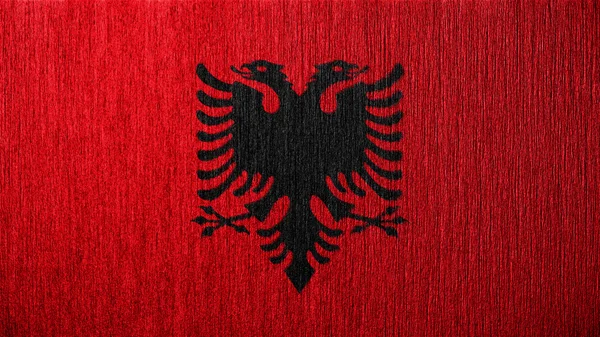 Bandera de Albania, Bandera de Albania pintada sobre textura metálica — Foto de Stock