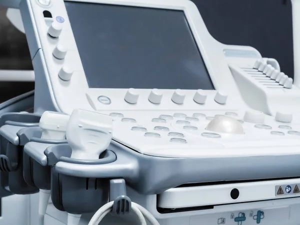 Ultraschallgerät Mit Tasten Monitor Und Sensoren Moderne Medizinische Geräte Weißgrau Stockfoto