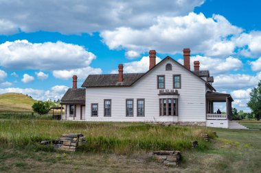 Custer House at Fort Abraham Lincoln State Park in North Dakota clipart