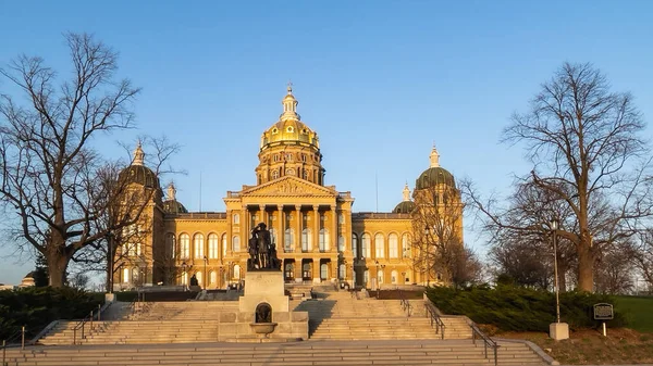 Pioneer Sochař Group Iowa State Capitol Des Moines Iowa — Stock fotografie