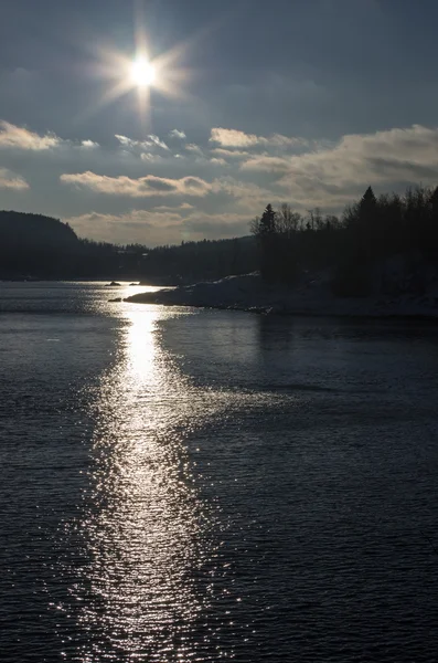 Reflexión a la luz de la luna en el lago Superior — Foto de Stock