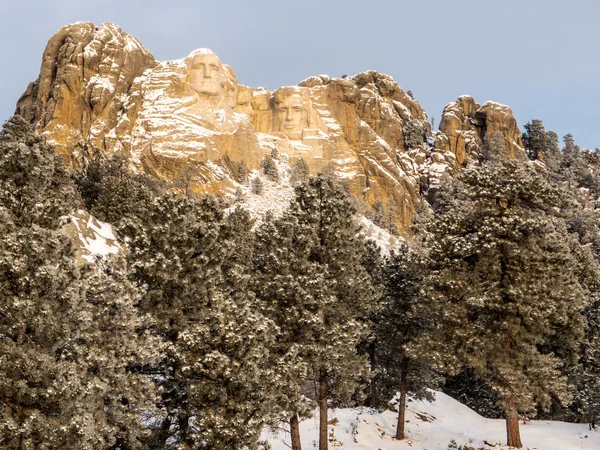 Kışın Rushmore Dağı — Stok fotoğraf