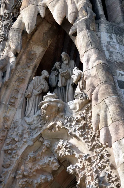 Los detalles arquitectónicos de la Sagrada Familia Barcelona España — Foto de Stock