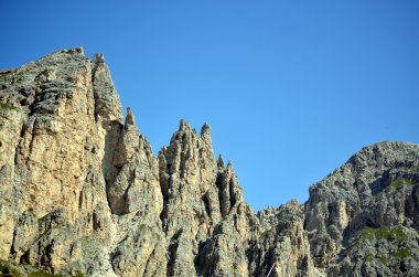 Gardena pass görünümünde İtalyan dolomiti unesco