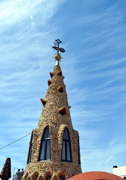Antonio Gaudi パラオ グエル バルセロナのモザイク — ストック写真