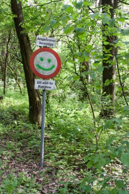 Trafik işaretleri - ban - komik