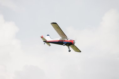 Uçak - Model uçak - düşük kanat akrobasi