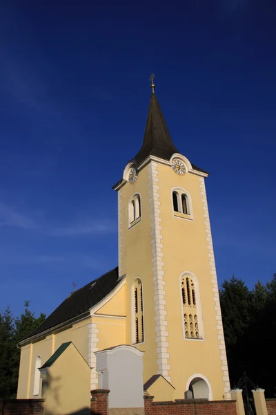 Kościół - wieża — Zdjęcie stockowe