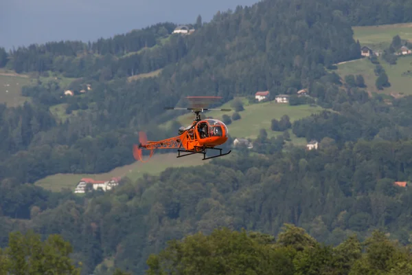 Askeri helikopter - helikopter - ordu - model helikopter — Stok fotoğraf